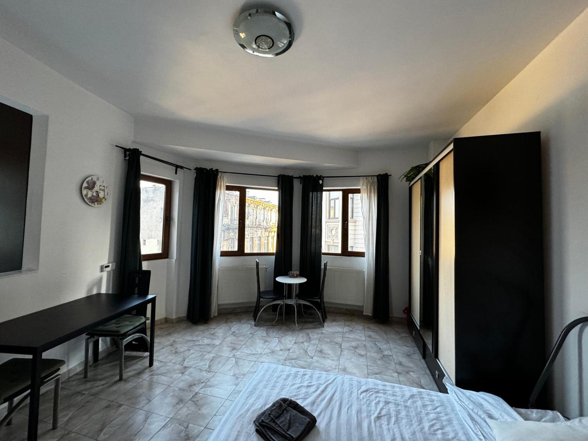 Old Town Studios By Chr Luxury Property بوخارست المظهر الخارجي الصورة