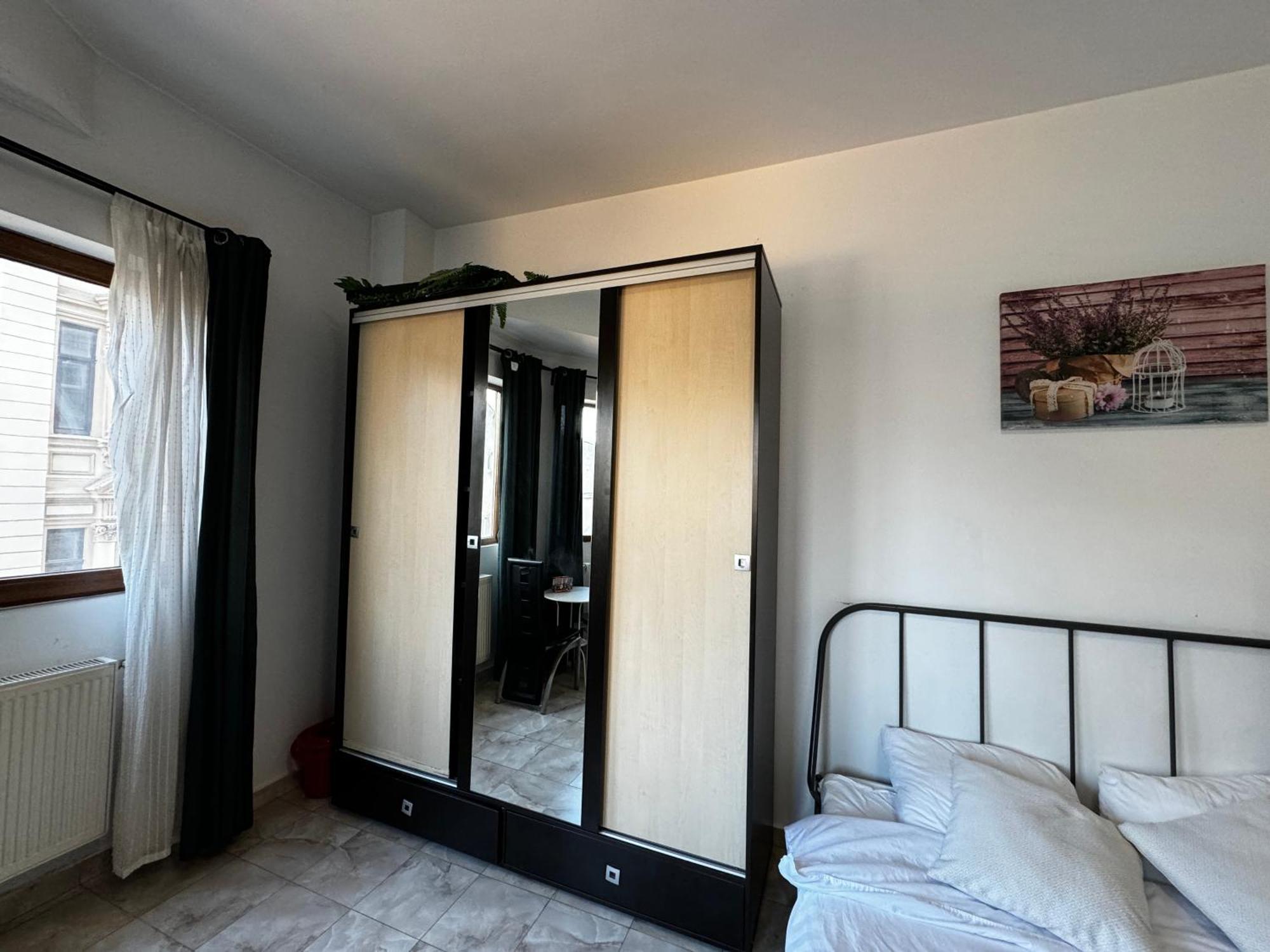 Old Town Studios By Chr Luxury Property بوخارست المظهر الخارجي الصورة