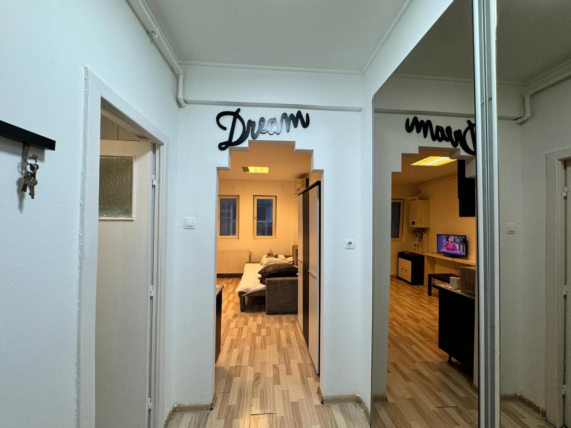 Old Town Studios By Chr Luxury Property بوخارست المظهر الخارجي الصورة