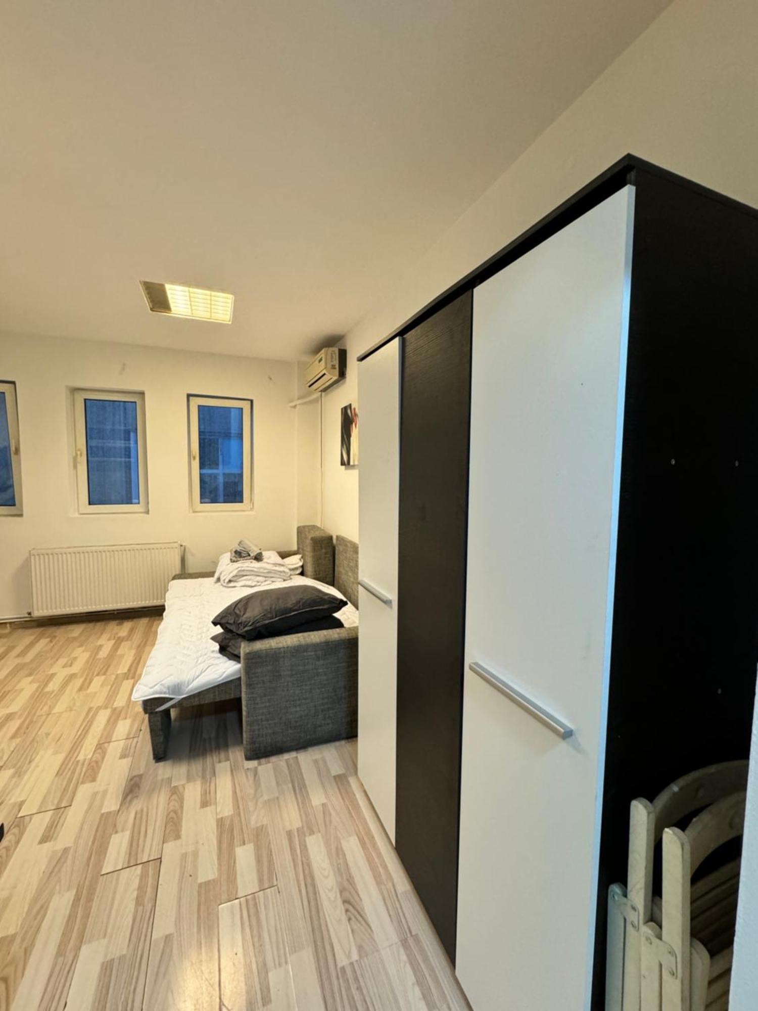 Old Town Studios By Chr Luxury Property بوخارست المظهر الخارجي الصورة